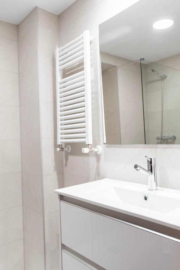 Funcional Y Renovado Apartamento En Iturrama Pamplona Kültér fotó